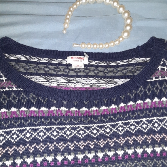 Mossimo Crew Neck Sweater EUC - Picture 10 of 10